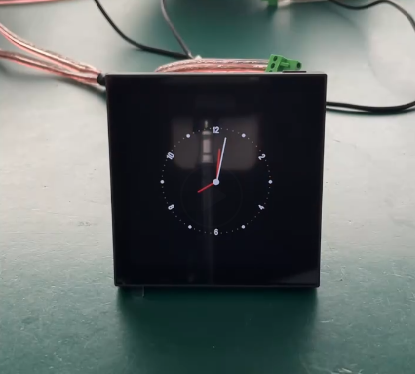 آمپلیفایر دیواری ۴۰۰ وات با نمایشگر لمسی ۴ اینچ، اکولایزر و Wifi